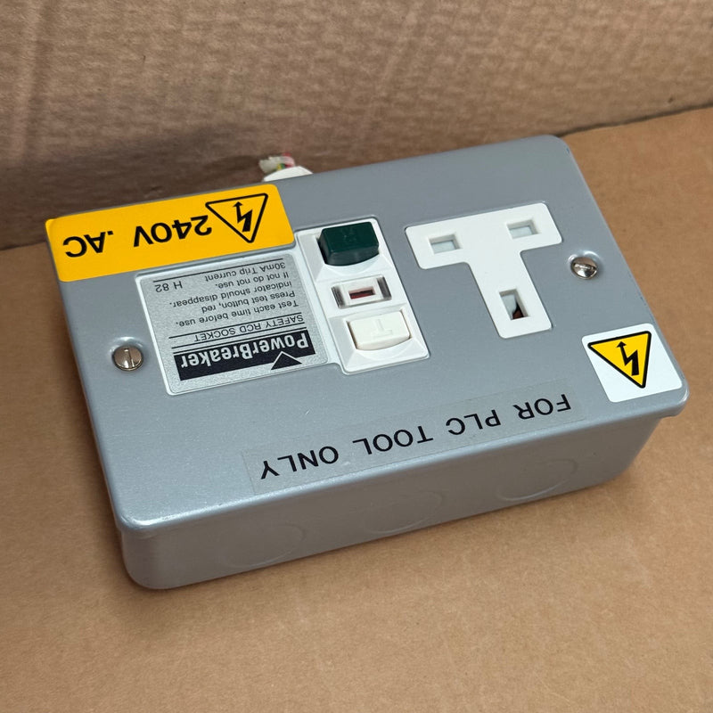PowerBreaker – H 82 / Safety RCD Socket Enclosure – 240V AC 30mA RCD