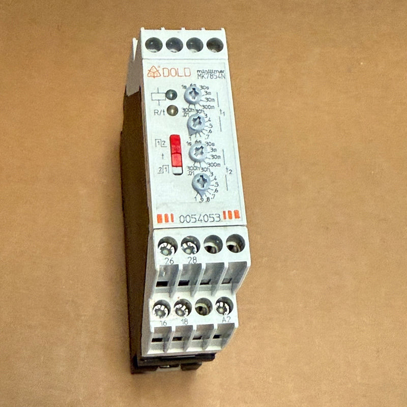 Dold – MK7854N.82 – Cyclic Timer / Pulse-Pause Timer Relay