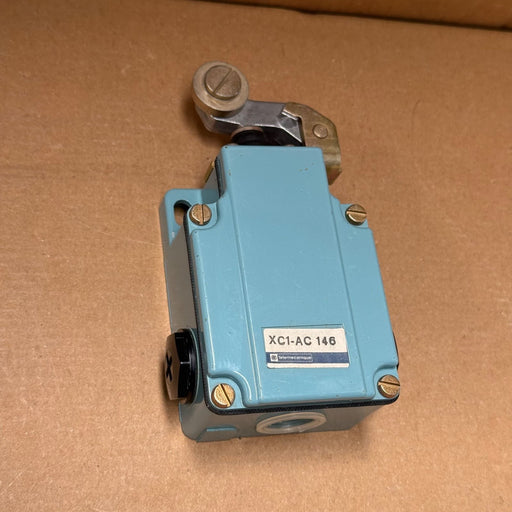 Telemecanique – XC1AC146 – Heavy Duty Limit Switch
