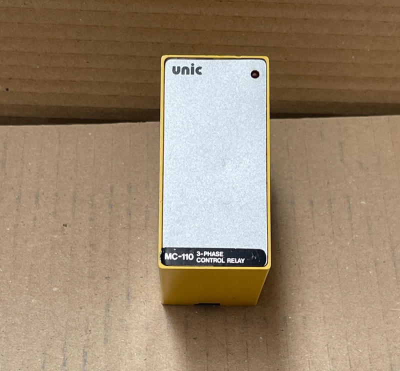 UNIC – MC‑110.1 – 3‑Phase Control Relay 3×220 V AC 7 A