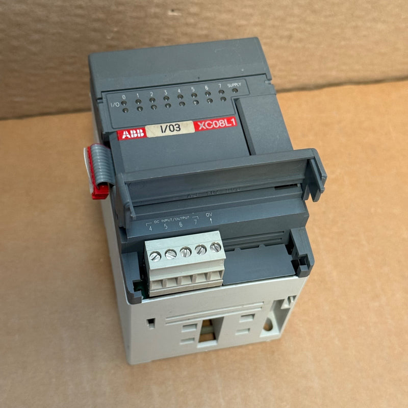 ABB – 1SBP260102R1001 / XC08L1-b03 – Digital I/O Extension Unit