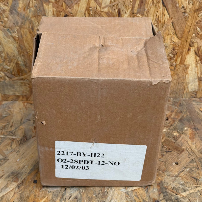 Westlock Controls – 2217-BY-H22 / O2-2SPDT-12-NO – Beacon Valve Position Monitor