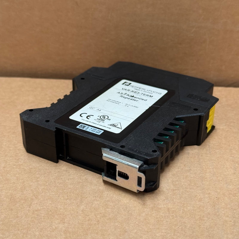 Pepperl+Fuchs – VAR-KE3-TERM – SAFETY RELAY