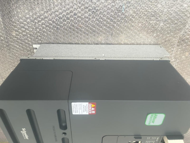 Schneider Electric Altivar Machine ATV340D11N4 AC Speed Drive 11kW/15HP 380/480V