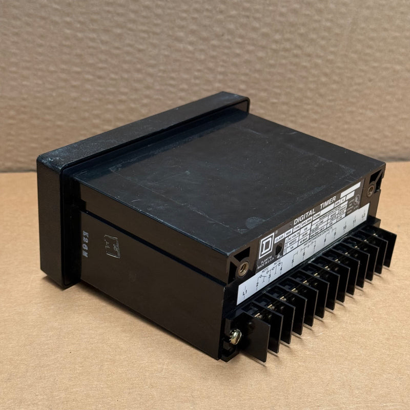 Square D – Class 9050 Type XPO 3000 – Solid State Digital Timer