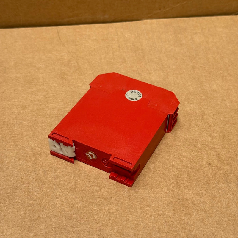 Omron – D40B-J1 – Non-Contact Safety Door Switch