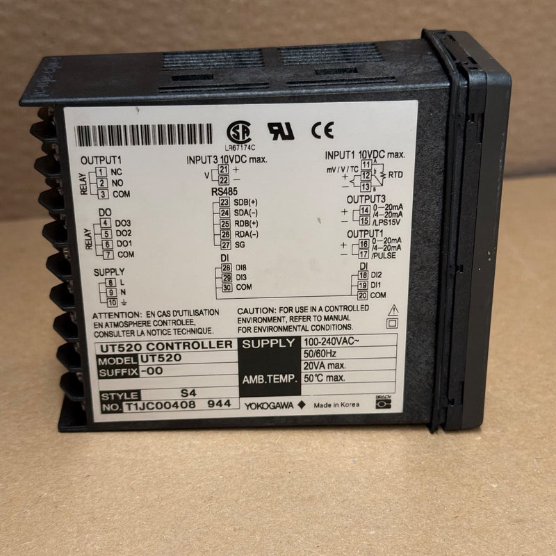 Yokogawa – UT520-00 – Temperature Process Controller