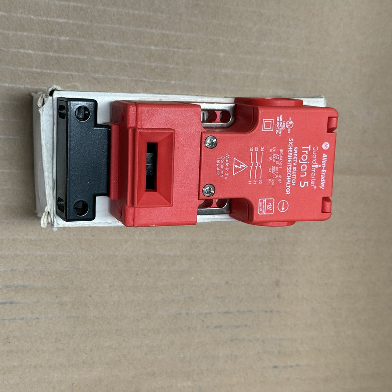 ALLEN BRADLEY – 440K-T11467 – Trojan 5 Safety Switch USIP