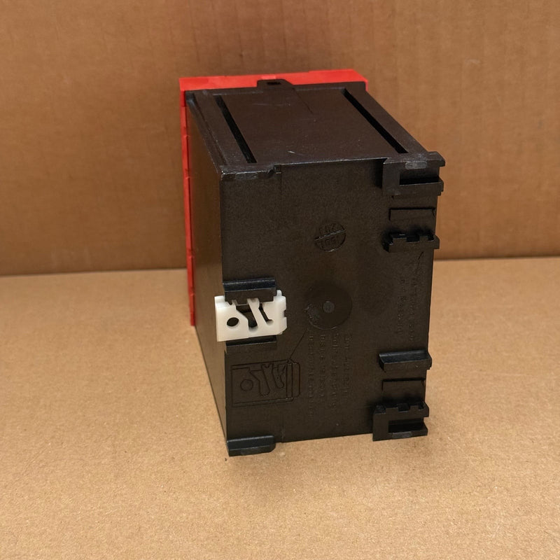 Telemecanique – GSK3LB24VACDC – Compact Control Relay