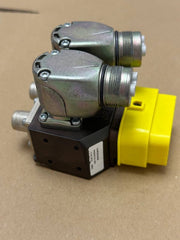Schneider Electric ILM62DCA000 Lexium 62 ILM Daisy chain connection box assembly