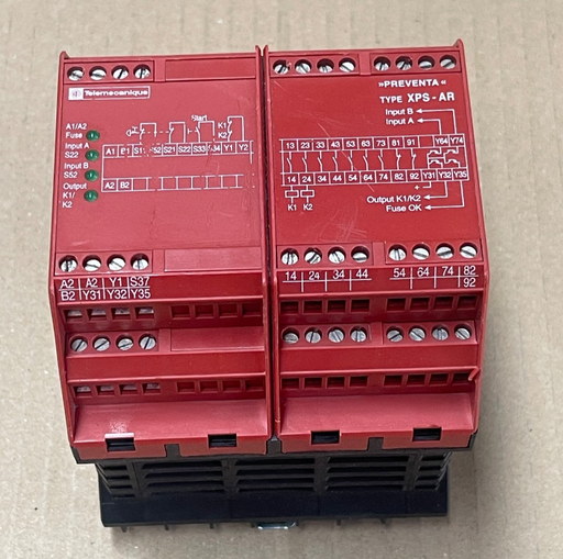 Telemecanique – XPSAR311144 – Preventa Safety Relay Module 24 V