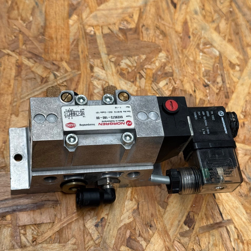 IMI Norgren – SXE9573-180-00 – 5/2-Way Solenoid/Spring Pneumatic Valve + TM 1002