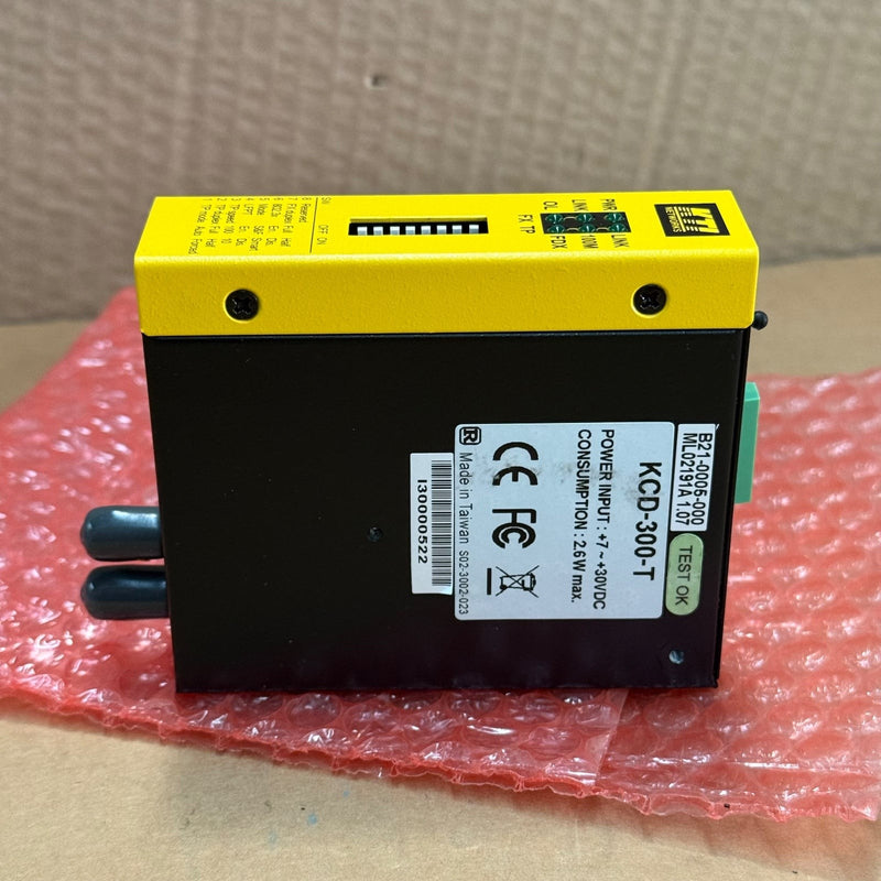 KTI – KCD-300-T – Industrial 10/100Base-TX to 100Base-FX Media Converter