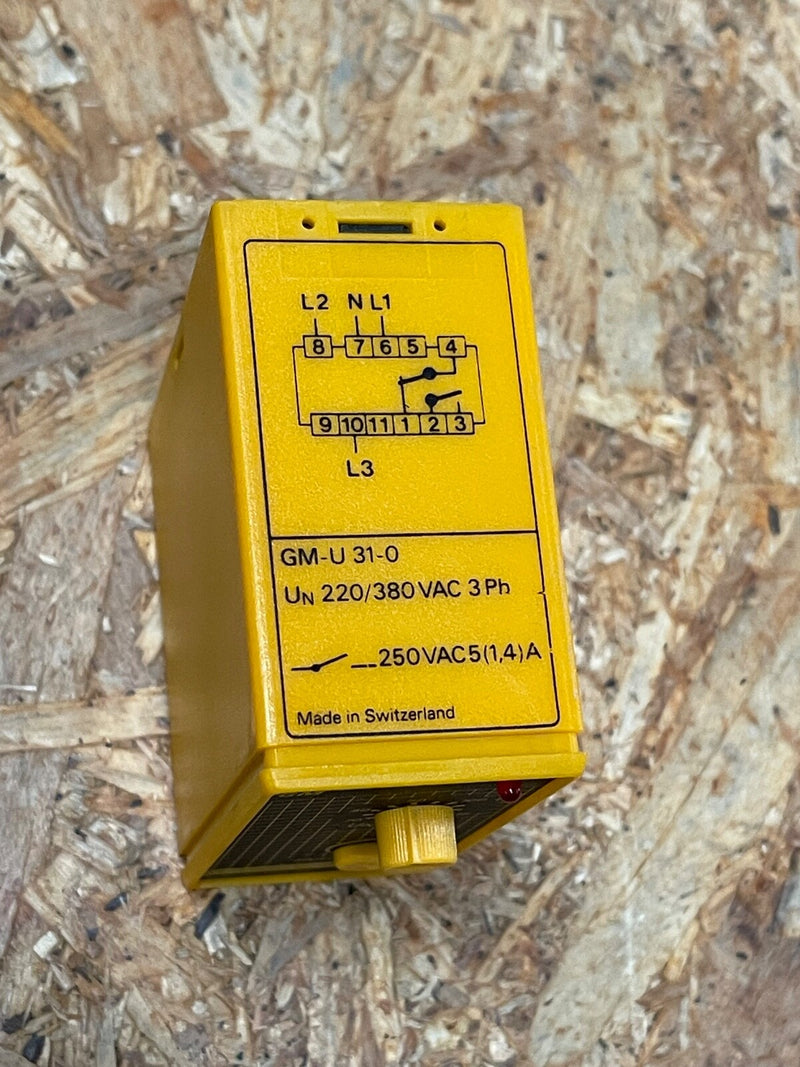 Selectron Lyss – GM‑U 31‑0 – 3‑Phase Voltage Monitoring Relay, 110–240 VAC