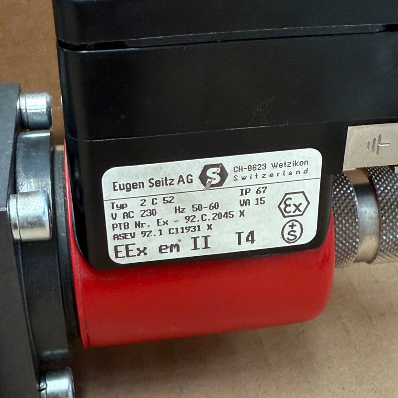 BUCHER HYDRAULICS – EEX-WEV-43-H-10-3 – Solenoid Operated 4/3-Way Valve + 2C52