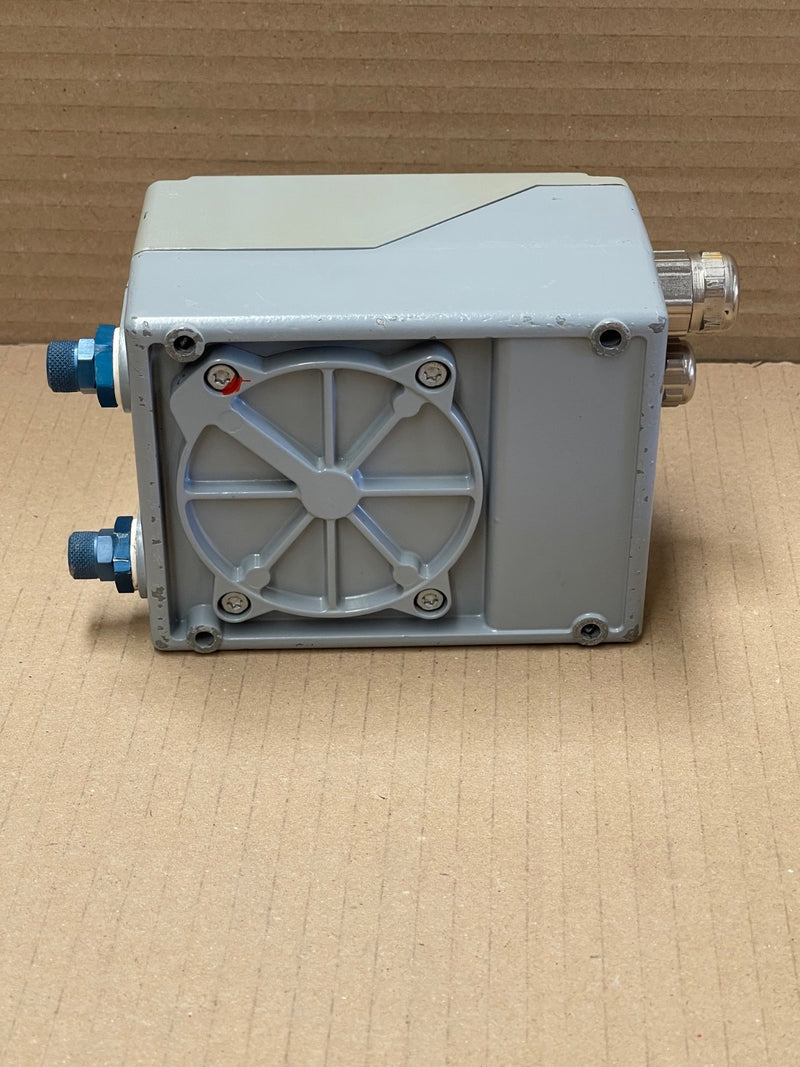 FISCHER – DE050-4014910 – Differential Pressure Transmitter with Display