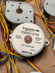 1PCs Schneider Electric – 0011045203000 – RSM51/6 FG TinCan Synchronous Motor