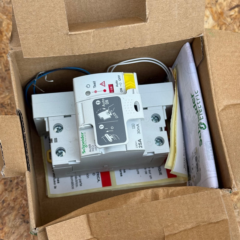Schneider Electric – A9CR2225 – Automatic Reset Residual Current Circuit Breaker