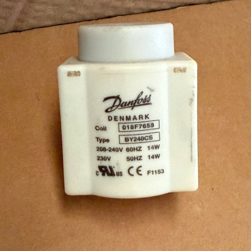 Danfoss – 018F7658 (BY240CS) – Solenoid Valve Coil (208–240V AC, 14W)