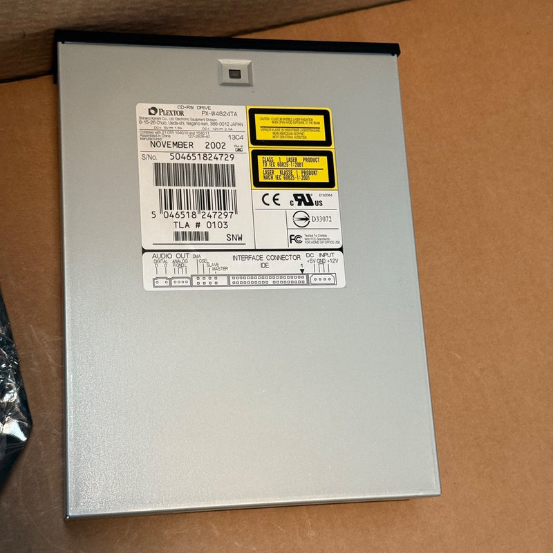 Plextor – PX-W4824TA – PlexWriter 48x24x48 IDE CD-RW Drive