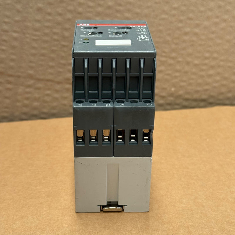 ABB – CM-ENN (1SVR450051R0000) – Liquid Level Monitoring Relay (220–240V AC)