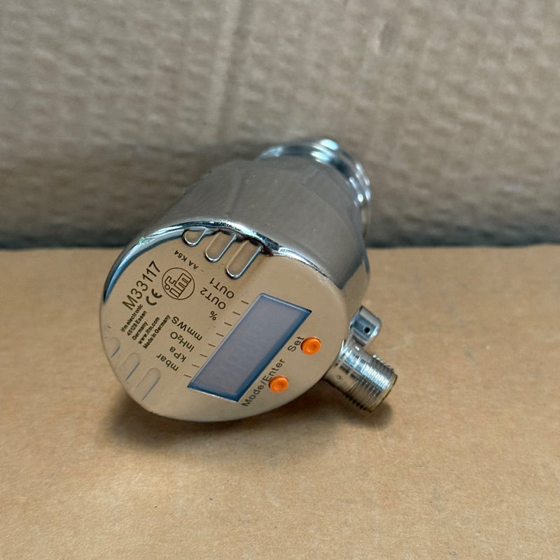 ifm electronic – M33117 – Flush Pressure Sensor with Display