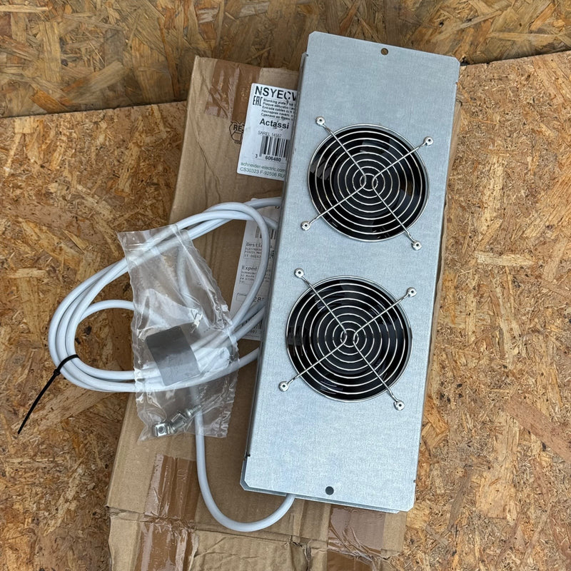 Schneider Electric – NSYECVT2V440 – Ventilated Blanking Plate with 2 Fans