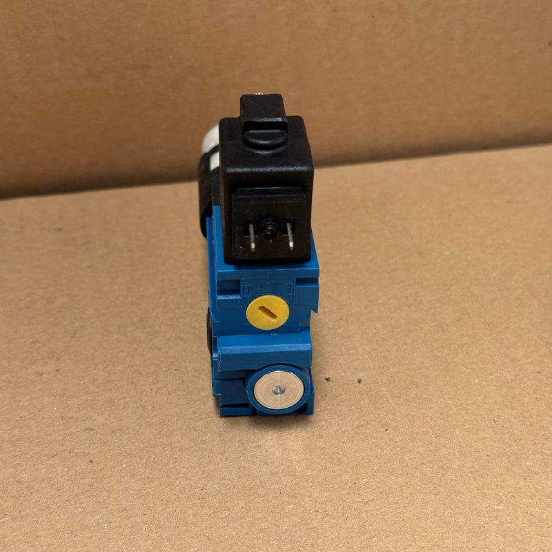 Rexroth – 579-150-022-0 / 579-150-042-0 – Directional Control Solenoid Valve