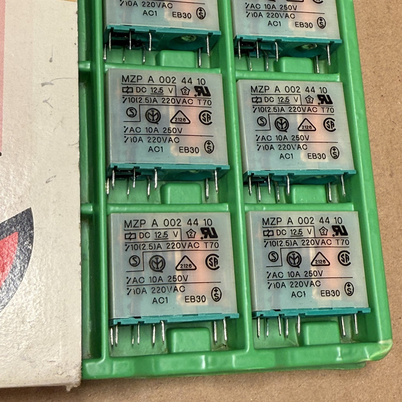1PCs Feme – MZPA0024410 – Electromechanical Relay 12.5VDC 10A
