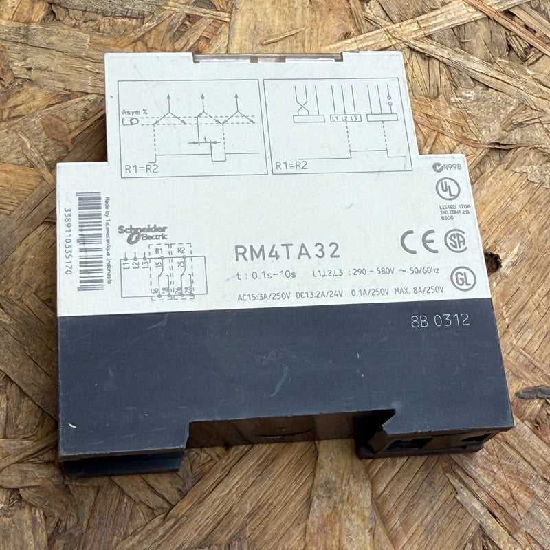 Telemecanique – RM4TA32 – Three-Phase Network Control Relay