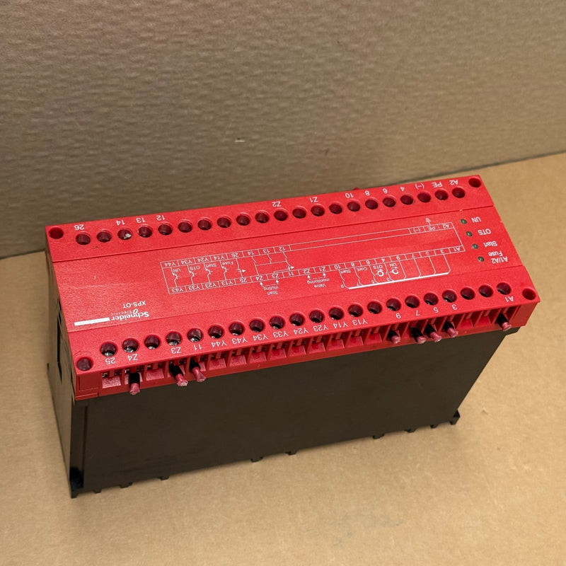 Schneider Electric – XPSOT3744 – Preventa Safety Relay / Safety Module (230V AC)