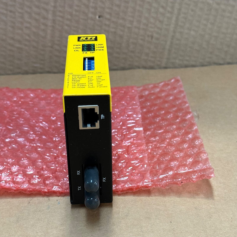 KTI – KCD-300-T – Industrial 10/100Base-TX to 100Base-FX Media Converter