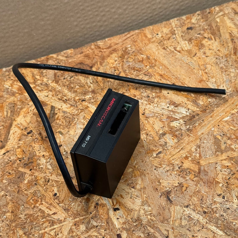 Microscan – MS-710 – Compact Industrial Fixed-Mount Laser Barcode Scanner