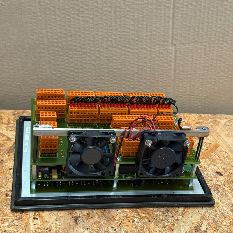Krones – 2-098-85-212-1 – Servo Operator Interface / HMI Display Terminal