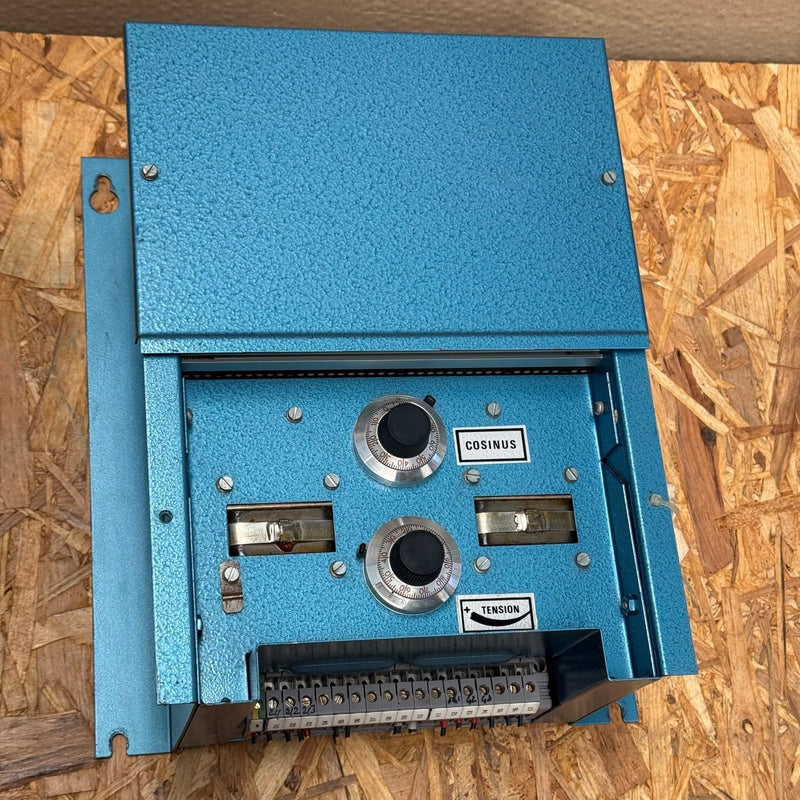 A.C.E.O. – 15074/6313 – Voltage Regulator / Regulateur de Tension (380V, 50Hz)