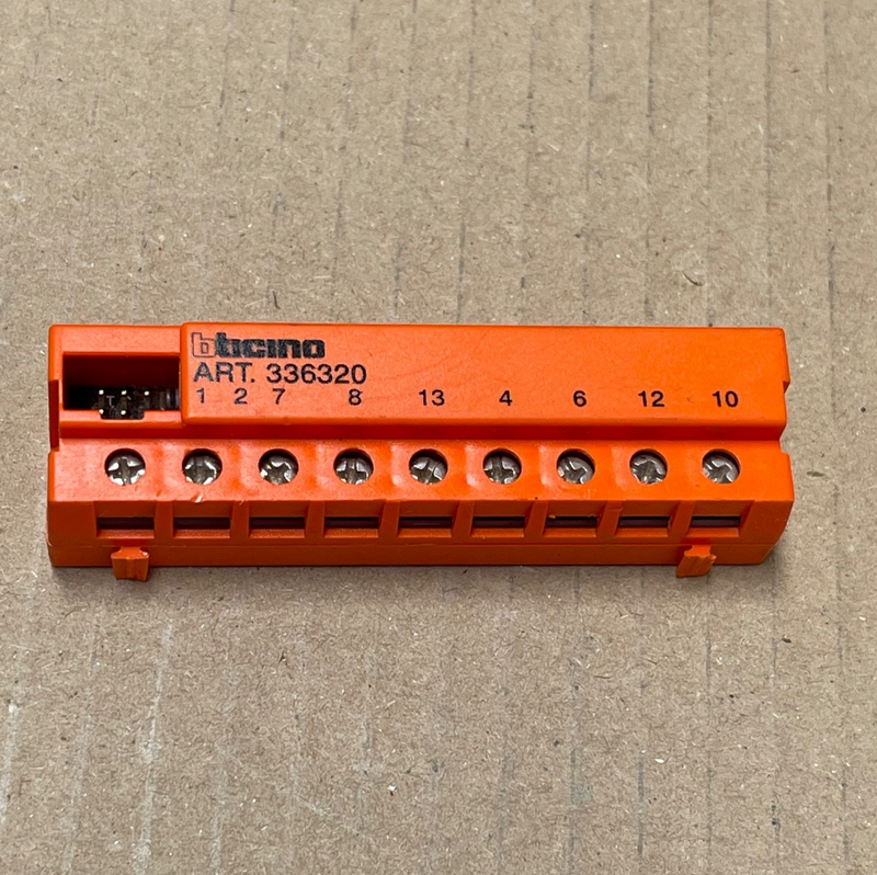 BTicino 336320 – Analog Video Camera Timer Accessory Module (Intercom System)