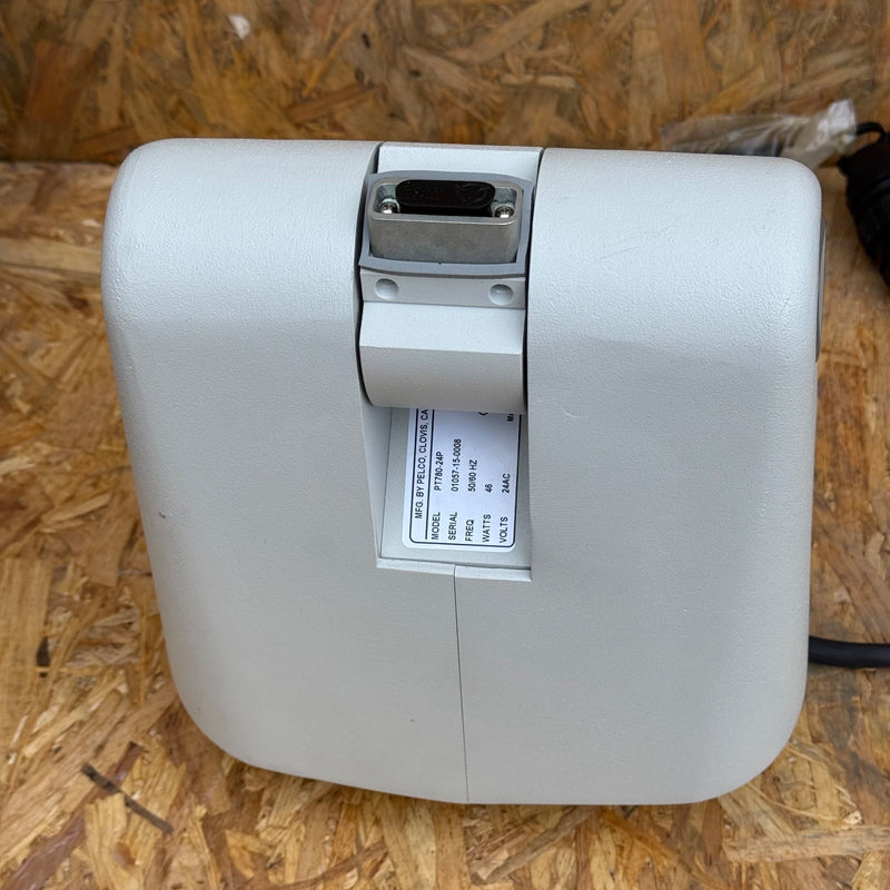 Pelco – PT780-24P – Medium-Duty Indoor/Outdoor Pan/Tilt Unit (24 VAC)