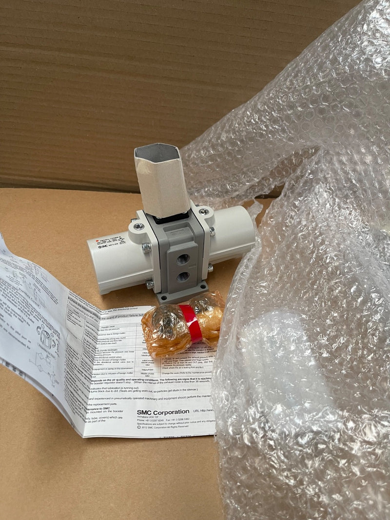 SMC – VBA10A‑T02GN‑Z – Booster Regulator / Pneumatic Pressure Booster 1/4″