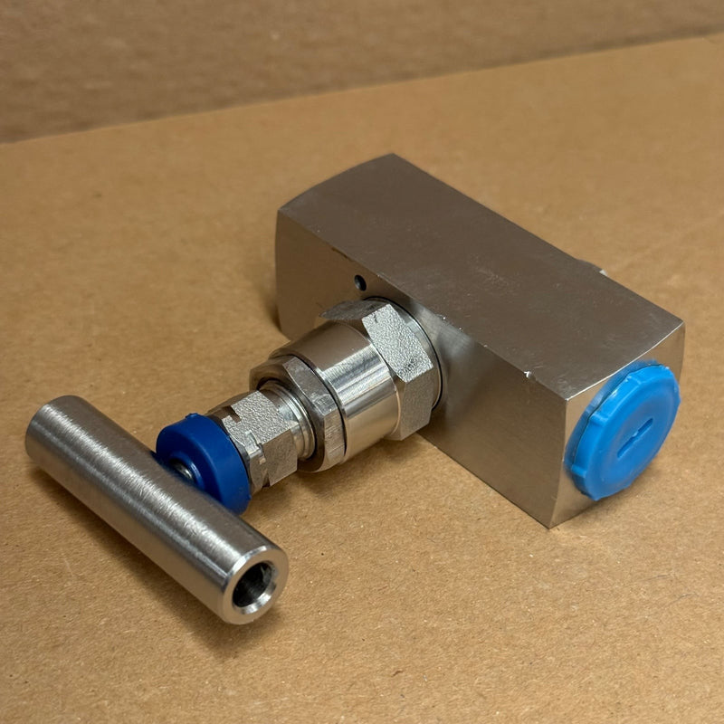 Comfit – 8NF-CIV – Screwed Bonnet Bar Stock Gauge / Bleed Needle Valve