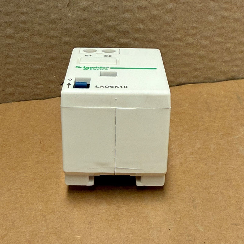 Schneider Electric – LAD6K10 – Mechanical Latch Block