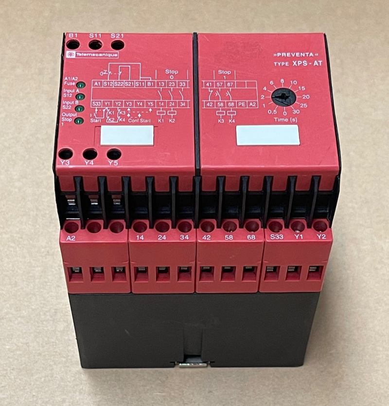 Telemecanique XPSAT5110 Safety Relay – Safety/E‑Stop Relay Module 24 V AC/DC