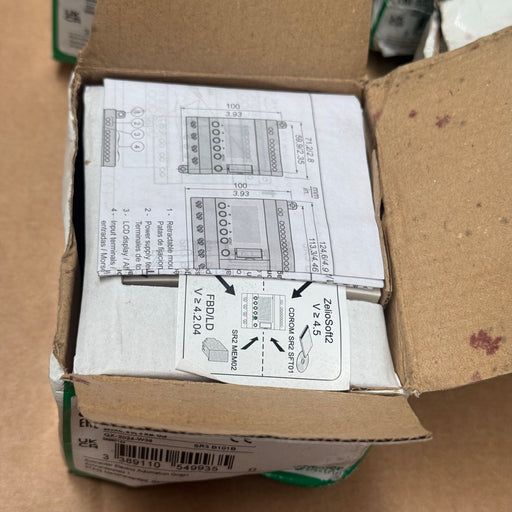 Schneider Electric SR3B101B 10 I/O 24VAC Zelio Smart Relay