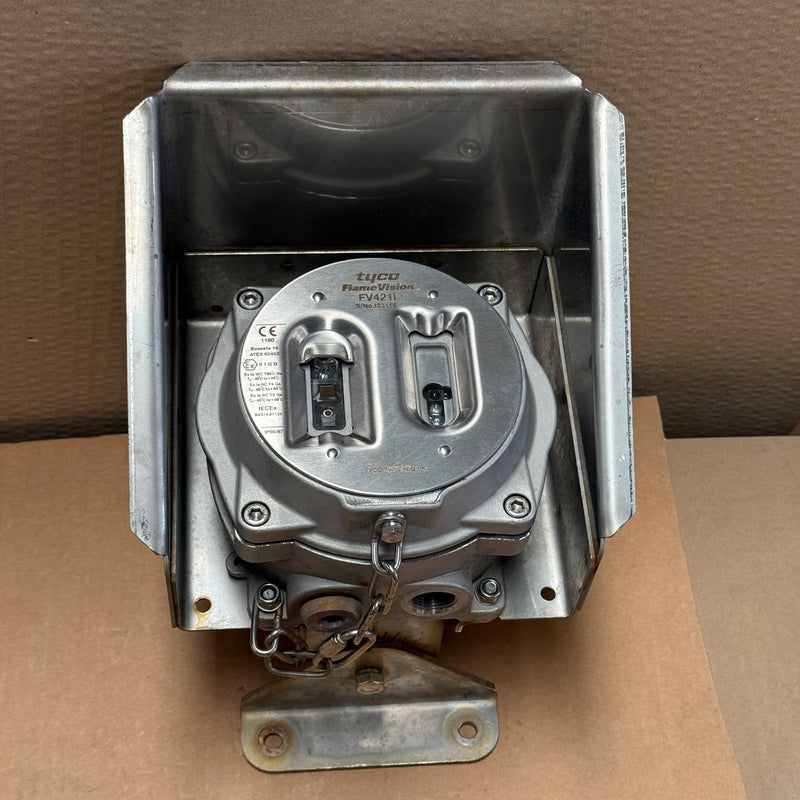 Tyco – FV421I – FLAMEVision Triple Infrared Intrinsically Safe Flame Detector
