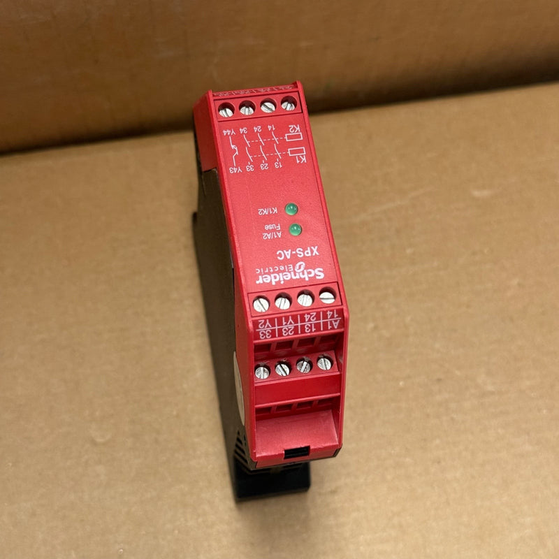 Schneider Electric – XPSAC3421 – Safety Relay (Preventa XPS)