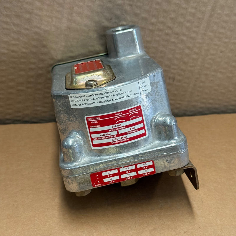 Barksdale – D1T-H18 – Diaphragm Pressure / Vacuum Actuated Switch