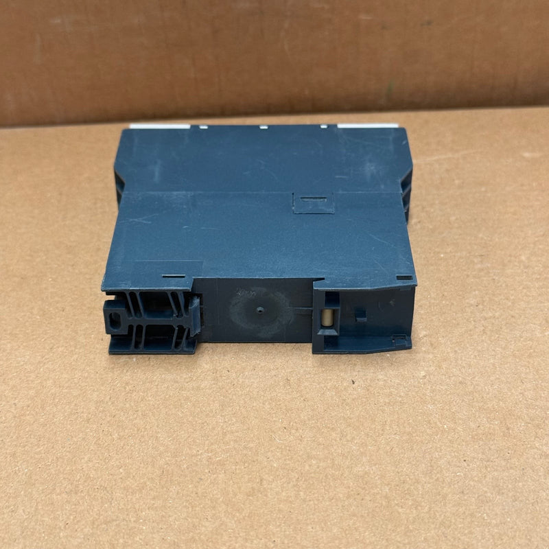 Siemens – 7PU4320-0BN20 – Multifunction Time Delay Relay