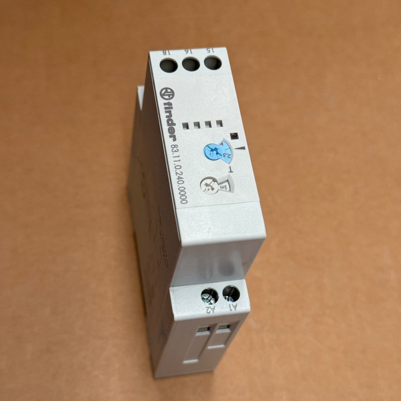 Finder – 83.11.0.240.0000 – Modular Timer / ON-Delay Time Relay
