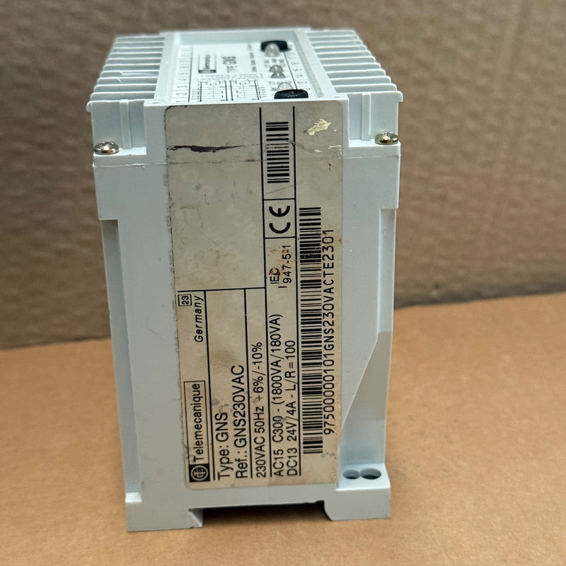 Telemecanique – GNS230VAC – Proximity Switch Switching Amplifier