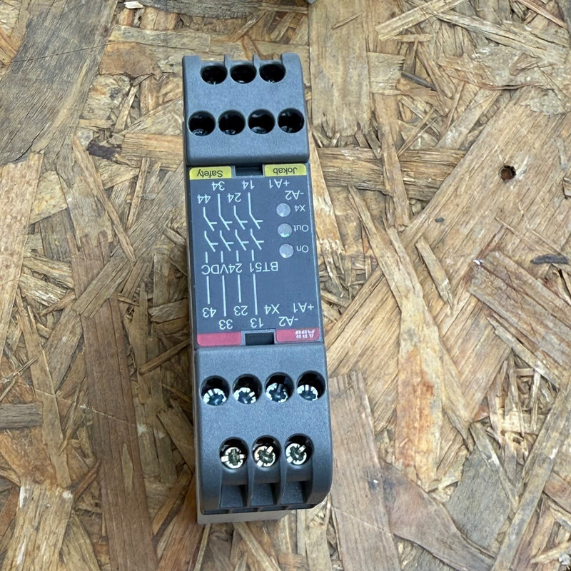 ABB – 2TLA010033R2000 (BT51 24DC) – Safety Relay / Expansion Relay