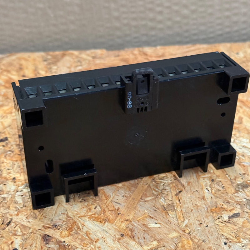 ABB – ECZ – Procontic CS31 Terminal Base / I/O Base Module